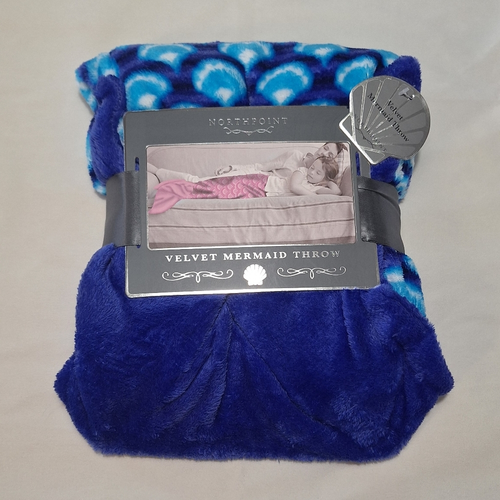 Northpoint Blue Velvet Mermaid Throw